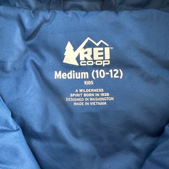 REI Kids Blue Quilted Puffer Vest 10/12 - Picture 4 of 7